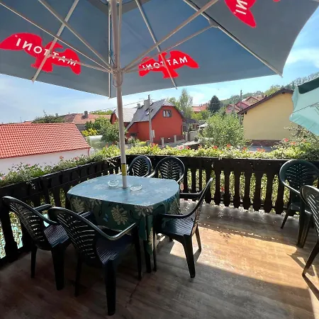 Restaurace A Na Ruzku Gasthuis *